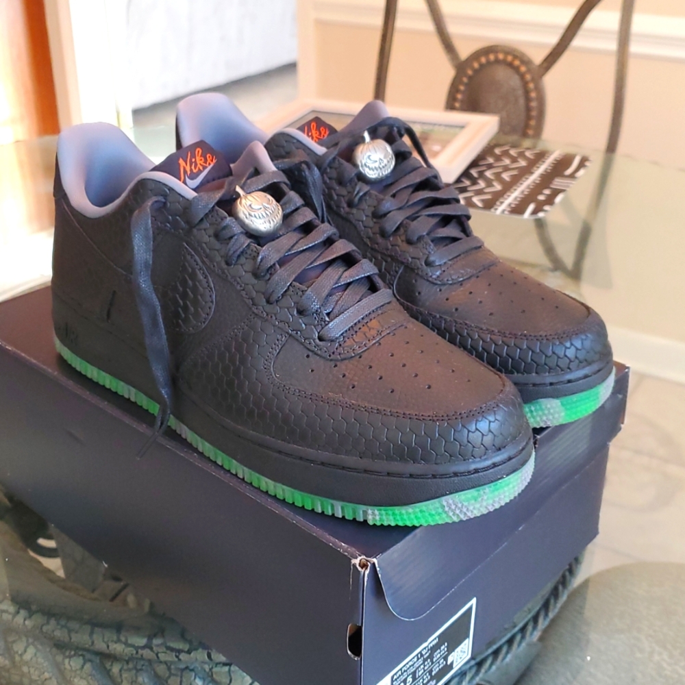 Nike Air Force 1